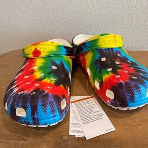 Crocs tie dye new shoes